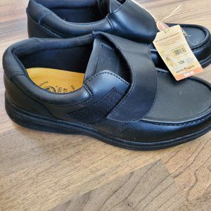 MEN'S VELCRO SHOES SIZE 12W